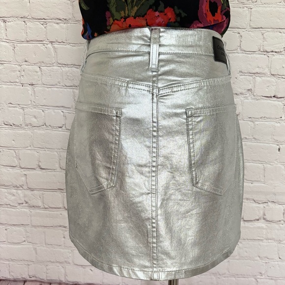 CALVIN KLEIN Metallic Silver Mini Skirt--NWT--26 - Picture 12 of 16